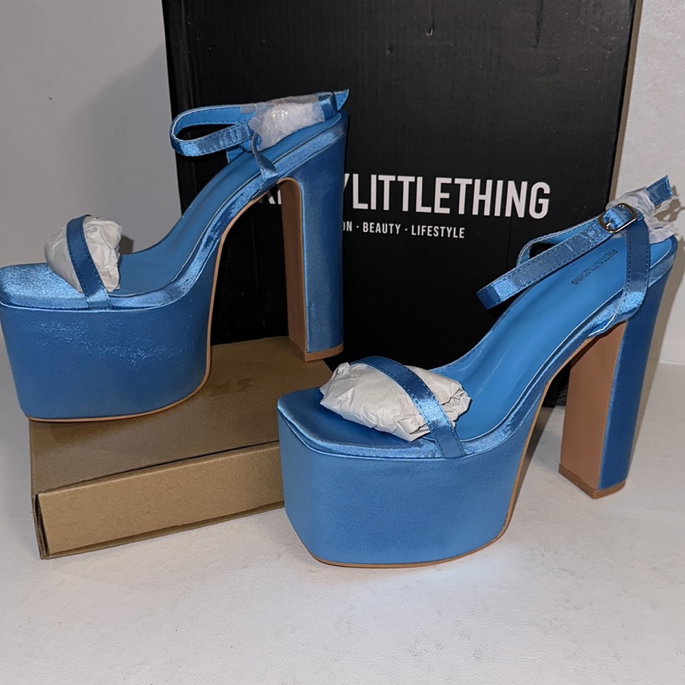 PrettyLittleThing Pastel Blue Satin Double Sole Strap Platform casual summer